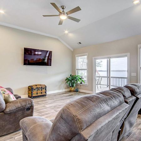 Lakefront Leesville Retreat With Private Dock! Lake Murray Shores Exterior foto
